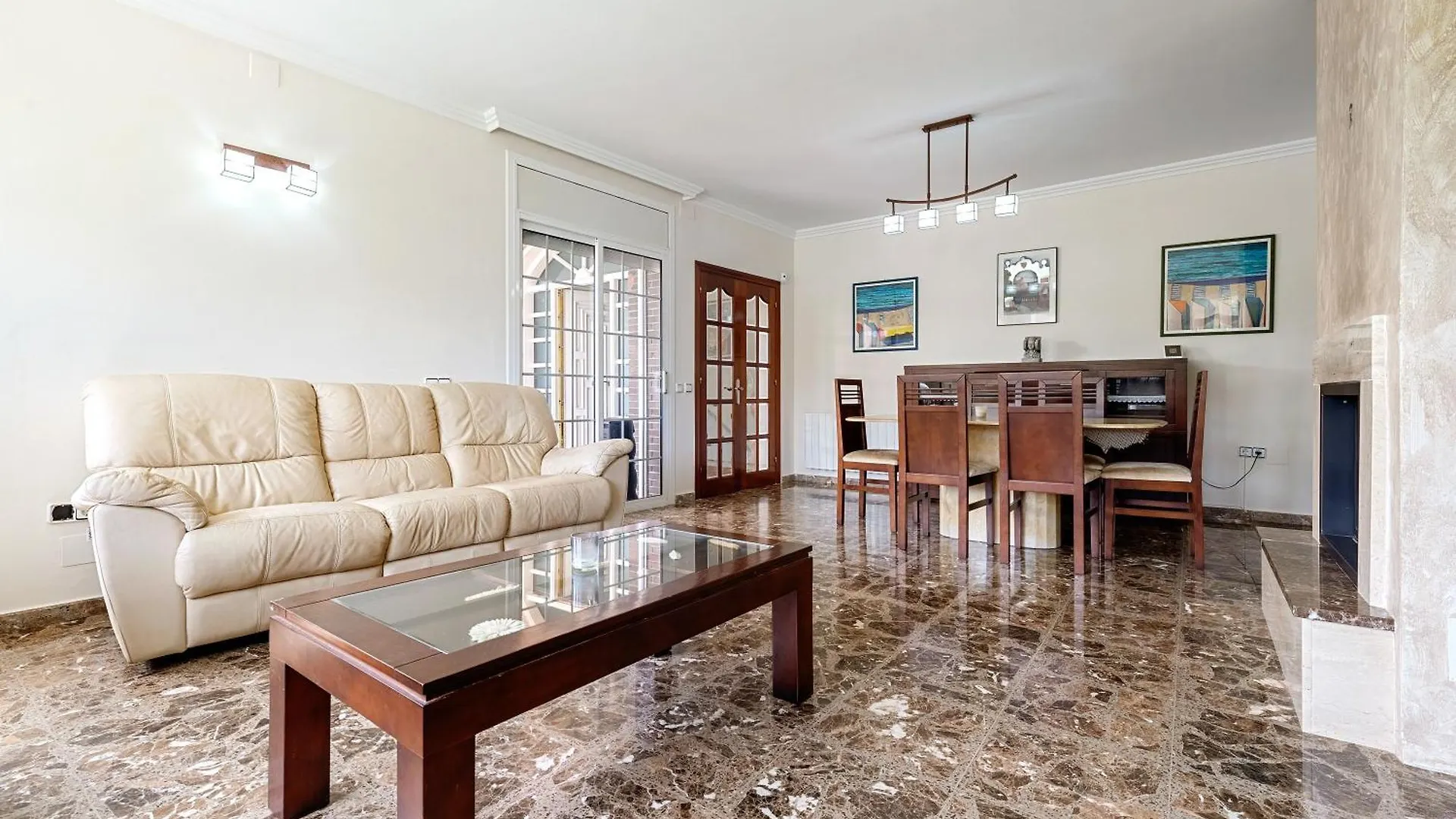 Villa Joshua Calafell